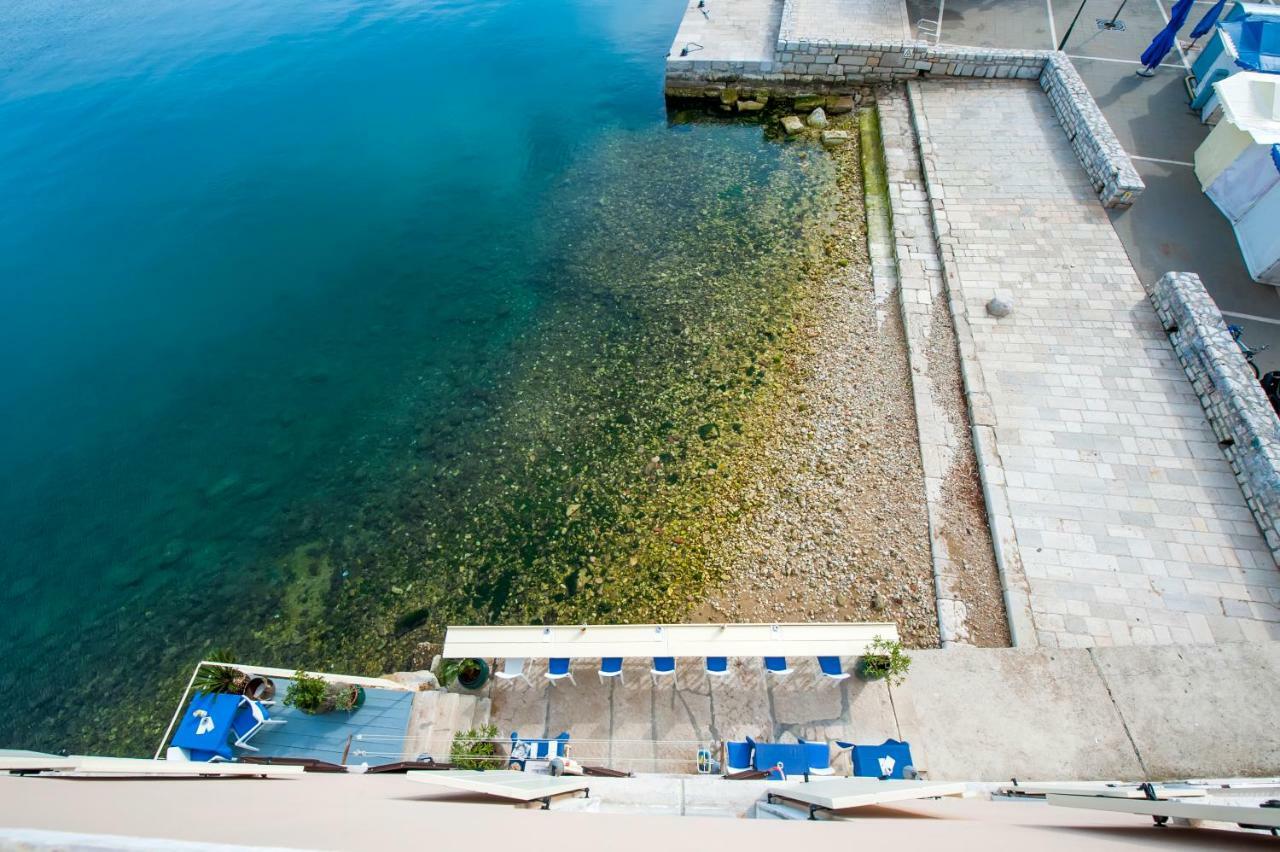 Apartments Sea View - Sunrise And Maremonte Rovinj Luaran gambar
