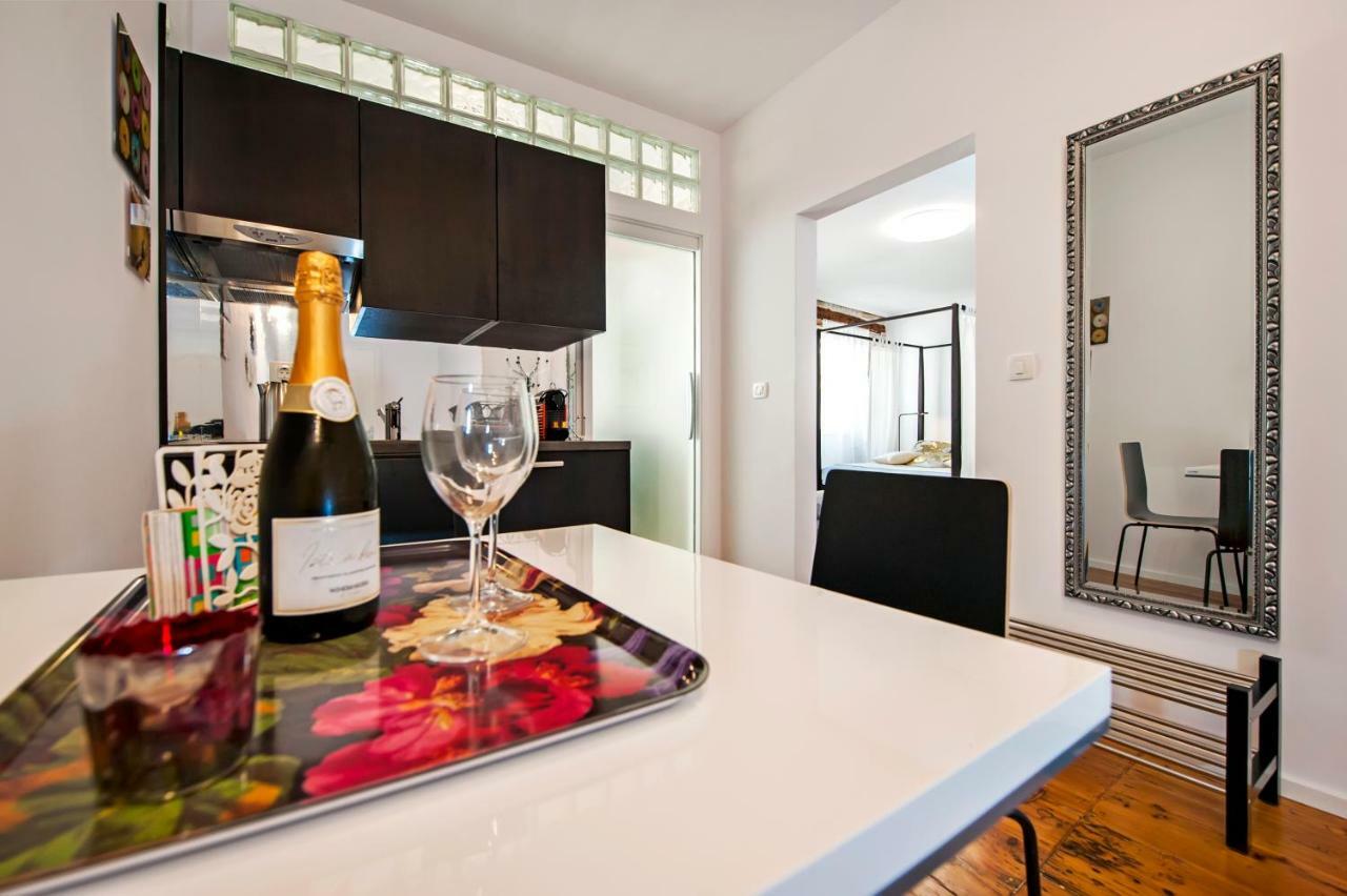 Apartments Sea View - Sunrise And Maremonte Rovinj Luaran gambar