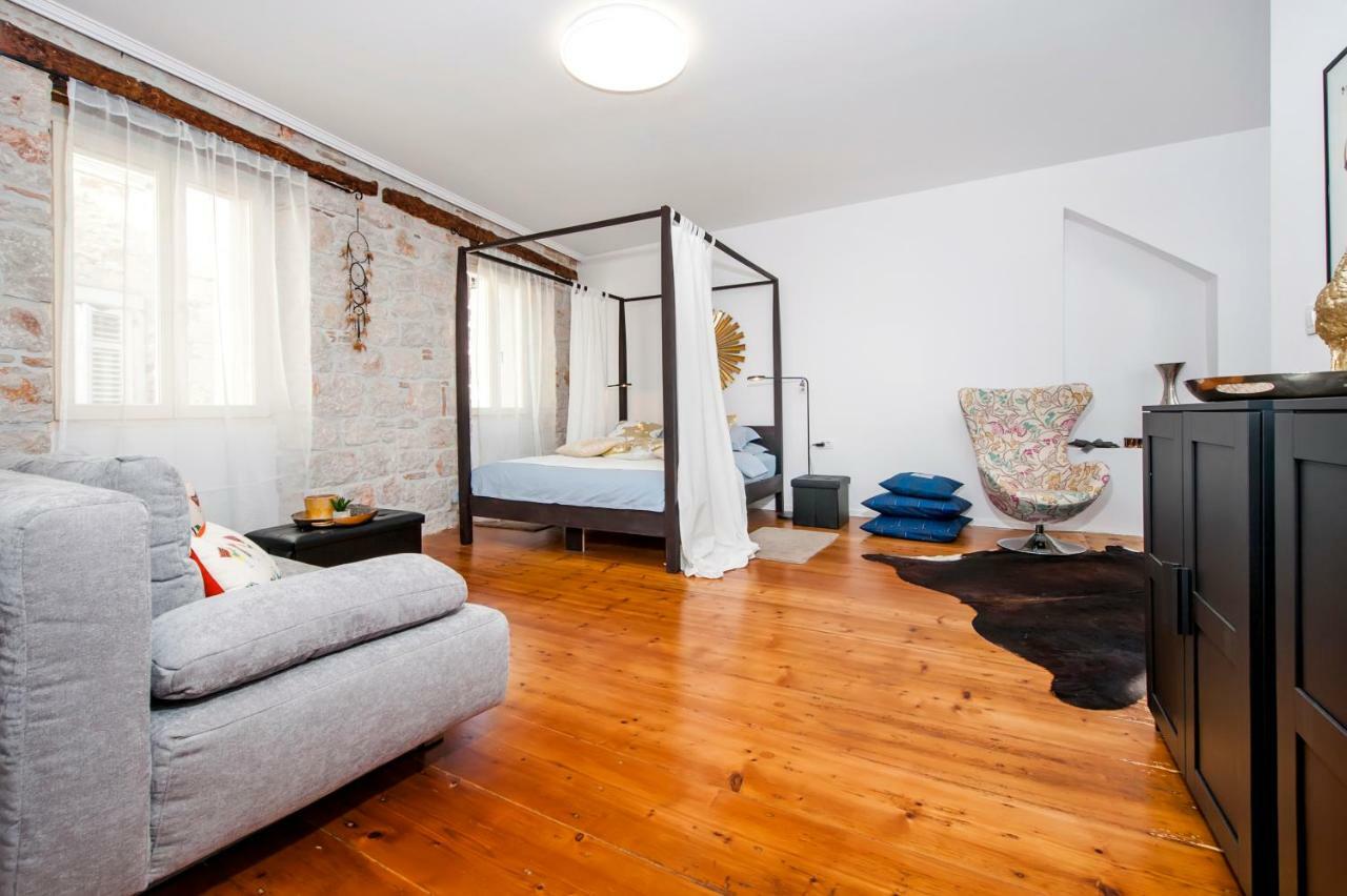 Apartments Sea View - Sunrise And Maremonte Rovinj Luaran gambar
